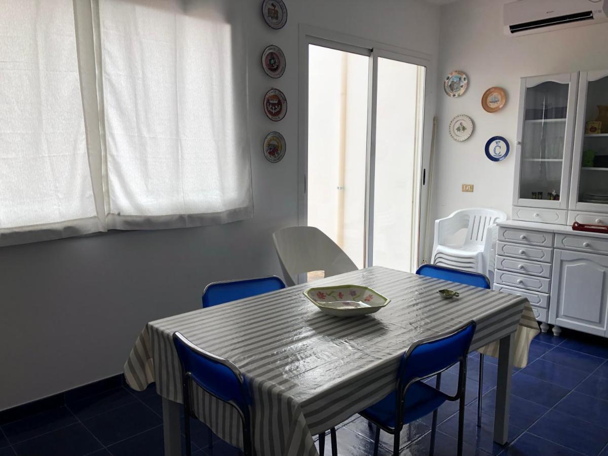 Villa Il Girasole 2 à Torre dell'Orso Extérieur photo